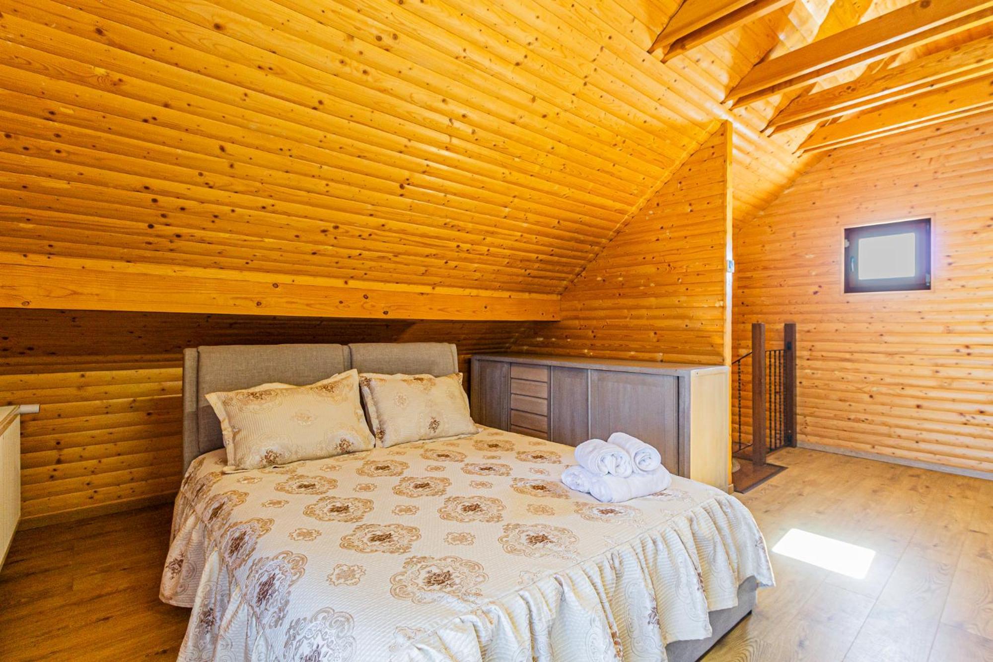 Runca-N Rai Otel Cristian  Dış mekan fotoğraf
